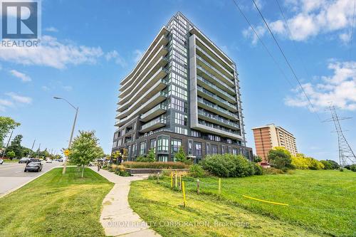 914 - 3237 Bayview Avenue, Toronto, ON - Outdoor With Facade