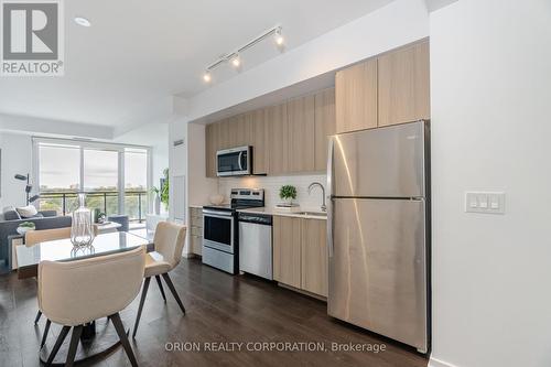 914 - 3237 Bayview Avenue, Toronto, ON - Indoor Photo Showing Kitchen