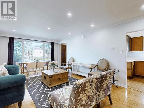 26 Roywood Drive, Toronto, ON - Indoor Photo Showing Living Room