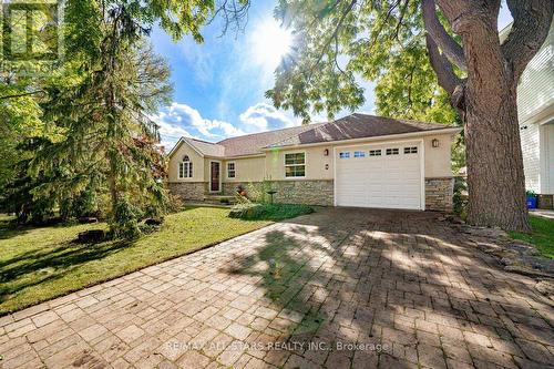 60 Clarke Street, Whitchurch-Stouffville, ON - Outdoor