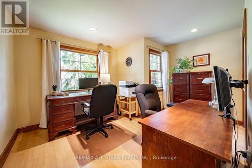 60 Clarke Street, Whitchurch-Stouffville, ON - Indoor Photo Showing Office