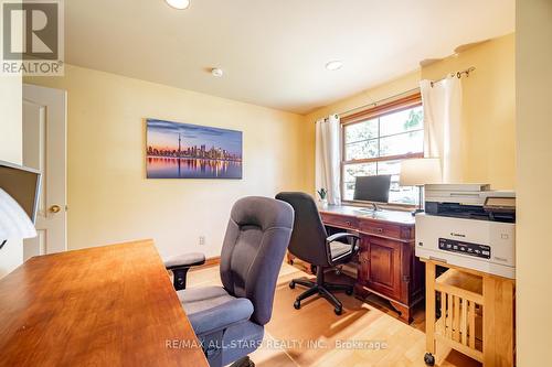 60 Clarke Street, Whitchurch-Stouffville, ON - Indoor Photo Showing Office