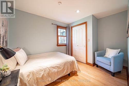 60 Clarke Street, Whitchurch-Stouffville, ON - Indoor Photo Showing Bedroom