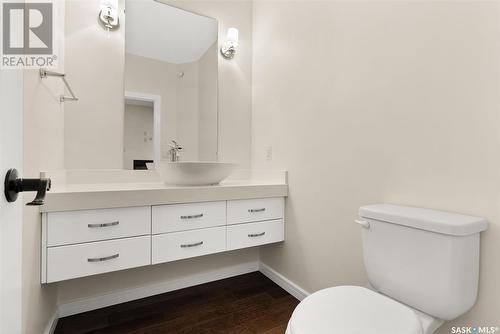 805 Boyle Street, Indian Head, SK - Indoor Photo Showing Bathroom