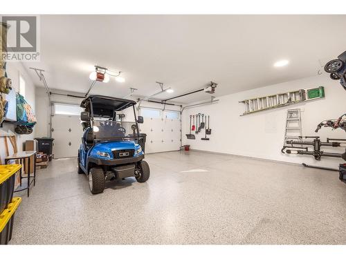 101 Diamond Way, Vernon, BC - Indoor Photo Showing Garage