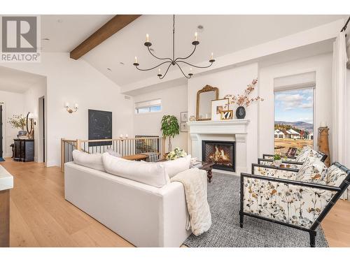 101 Diamond Way, Vernon, BC - Indoor Photo Showing Living Room With Fireplace