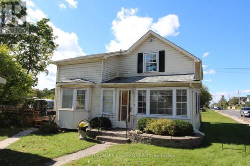 90 Ottawa Street E, Havelock-Belmont-Methuen (Havelock), ON - Outdoor With Facade