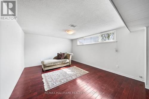 106 Falstaff Avenue, Toronto, ON - Indoor