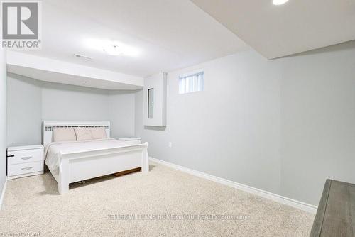 8 Hayward Crescent, Guelph, ON - Indoor Photo Showing Bedroom