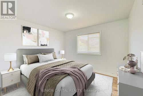 10 Butternut Drive, Barrie, ON - Indoor Photo Showing Bedroom