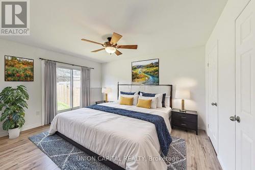 10 Butternut Drive, Barrie, ON - Indoor Photo Showing Bedroom