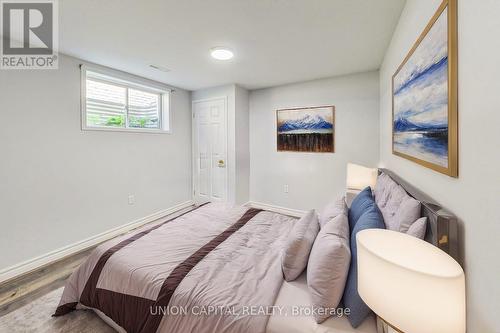 10 Butternut Drive, Barrie, ON - Indoor Photo Showing Bedroom