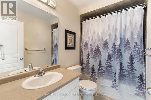 118 Painter Terrace, Hamilton, ON - Indoor Photo Showing Bathroom