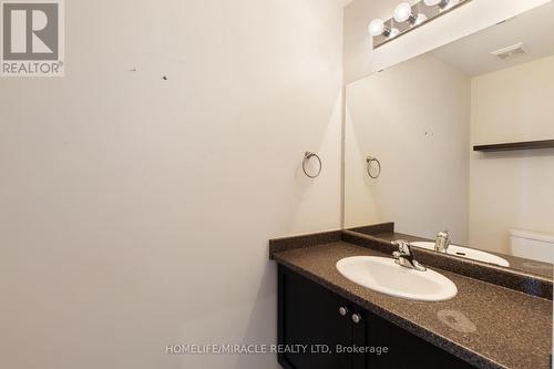 118 Painter Terrace, Hamilton, ON - Indoor Photo Showing Bathroom