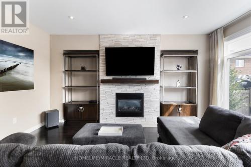 118 Painter Terrace, Hamilton, ON - Indoor Photo Showing Living Room With Fireplace