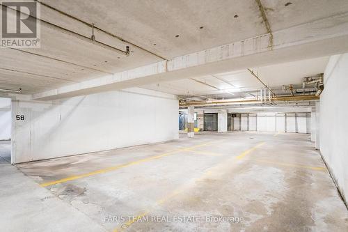 516 - 172 Eighth Street, Collingwood, ON - Indoor Photo Showing Garage