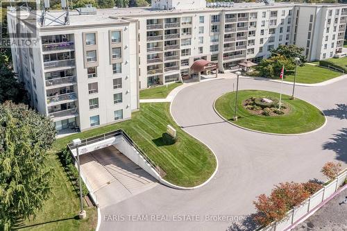 516 - 172 Eighth Street, Collingwood, ON - Outdoor With Facade