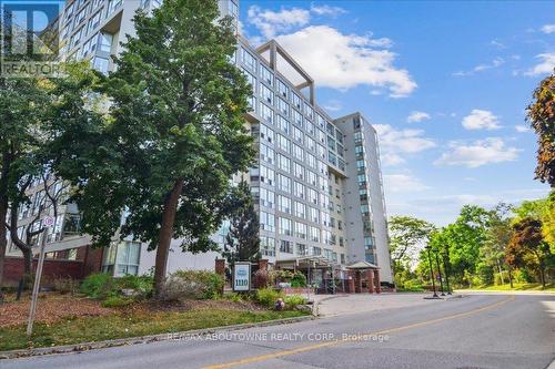 604 - 1110 Walden Circle, Mississauga, ON - Outdoor With Facade