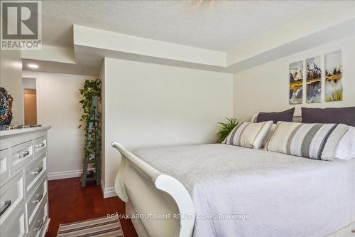 604 - 1110 Walden Circle, Mississauga, ON - Indoor Photo Showing Bedroom