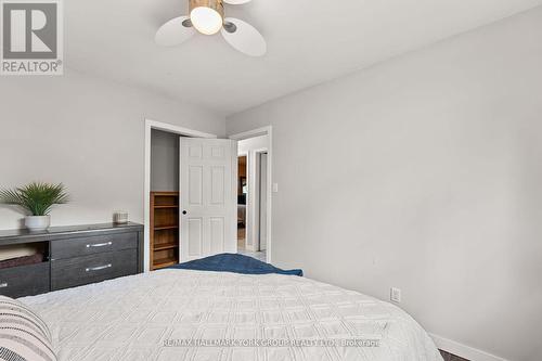 181 Moores Beach Road, Georgina, ON - Indoor Photo Showing Bedroom