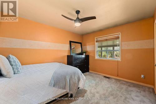 181 Moores Beach Road, Georgina, ON - Indoor Photo Showing Bedroom