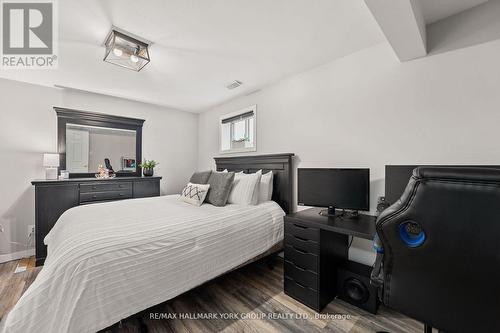 181 Moores Beach Road, Georgina, ON - Indoor Photo Showing Bedroom