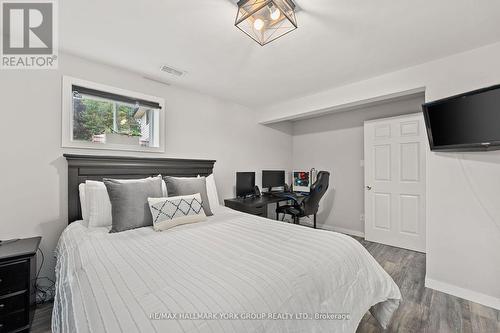 181 Moores Beach Road, Georgina, ON - Indoor Photo Showing Bedroom