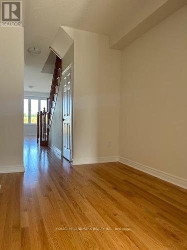 130 Mumbai Drive, Markham, ON - Indoor Photo Showing Other Room