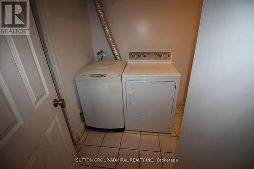 Bsmt - 25 Kirkland Court, Richmond Hill, ON - Indoor Photo Showing Laundry Room