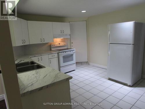 Bsmt - 25 Kirkland Court, Richmond Hill, ON - Indoor Photo Showing Kitchen With Double Sink