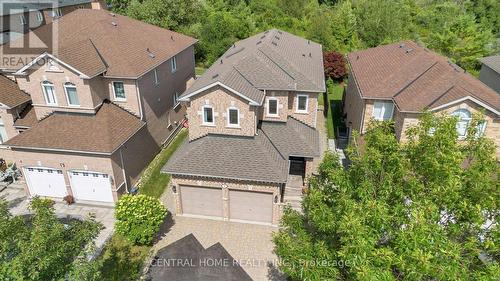 9 Kingsmead Court, Richmond Hill, ON - Outdoor