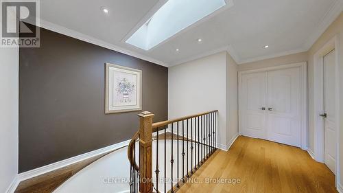 9 Kingsmead Court, Richmond Hill, ON - Indoor Photo Showing Other Room