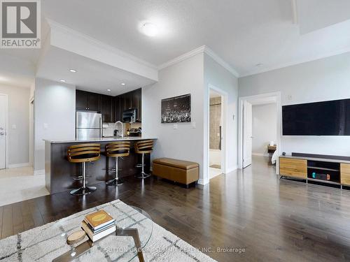 307 - 5327 Upper Middle Road, Burlington, ON - Indoor Photo Showing Living Room