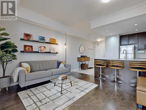 307 - 5327 Upper Middle Road, Burlington, ON - Indoor Photo Showing Living Room