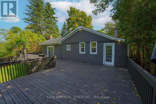 3907 Governors Road, Hamilton, ON - Outdoor With Deck Patio Veranda With Exterior