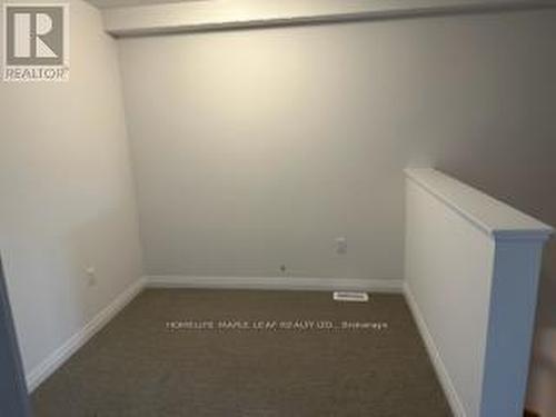 132 Lormont Boulevard, Hamilton, ON - Indoor Photo Showing Other Room