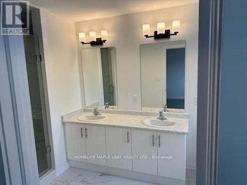 132 Lormont Boulevard, Hamilton, ON - Indoor Photo Showing Bathroom