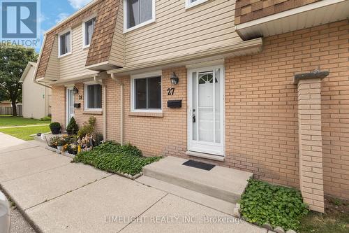 27 - 775 Osgoode Drive, London, ON - Outdoor