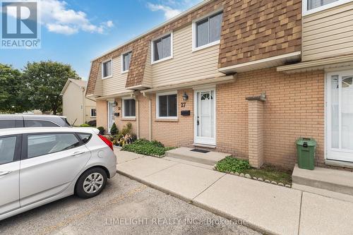 27 - 775 Osgoode Drive, London, ON - Outdoor