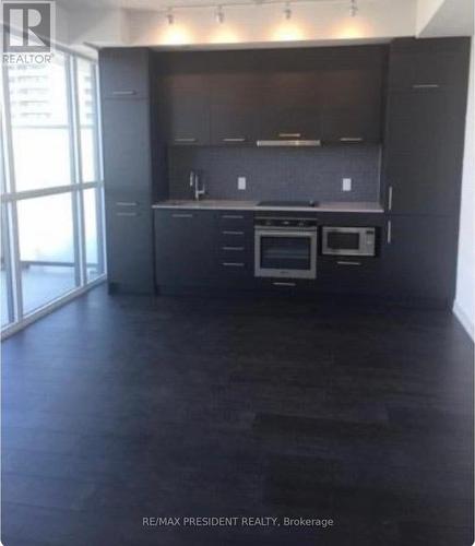 2707 - 87 Peter Street, Toronto, ON - Indoor Photo Showing Kitchen