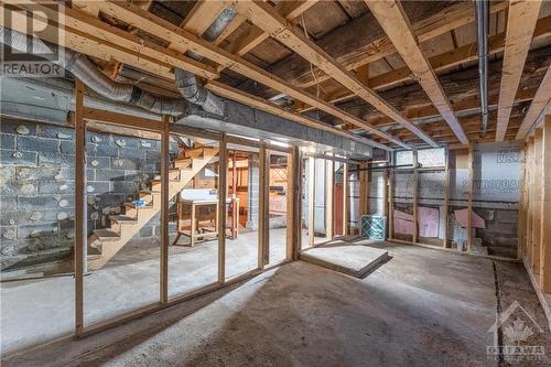 1889 Old Montreal Road, Ottawa, ON - Indoor Photo Showing Basement