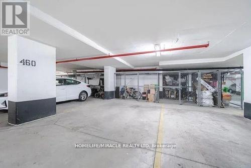 1002 - 2152 Lawrence Avenue, Toronto, ON - Indoor Photo Showing Garage