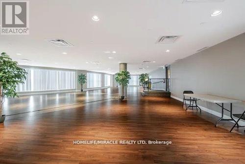 1002 - 2152 Lawrence Avenue, Toronto, ON - Indoor