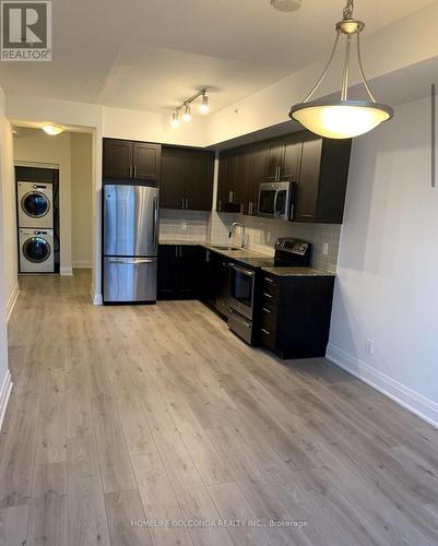 908 - 7167 Yonge Street, Markham, ON - Indoor Photo Showing Kitchen