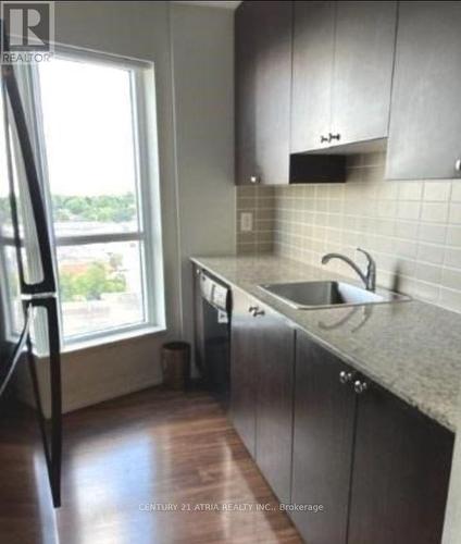 1208 - 151 Village Green Square, Toronto, ON - Indoor Photo Showing Kitchen With Upgraded Kitchen