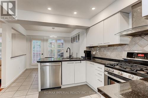 58 Jessica Gardens, Vaughan, ON - Indoor Photo Showing Kitchen With Double Sink