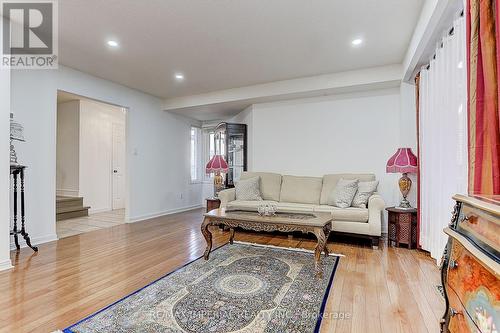 58 Jessica Gardens, Vaughan, ON - Indoor Photo Showing Living Room