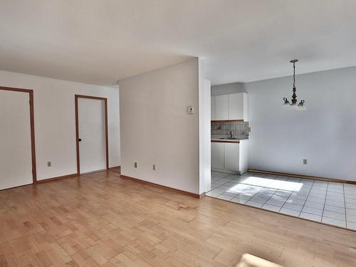 Overall view - 302-6080 Rue Lise-Charbonneau, Longueuil (Saint-Hubert), QC - Indoor Photo Showing Other Room