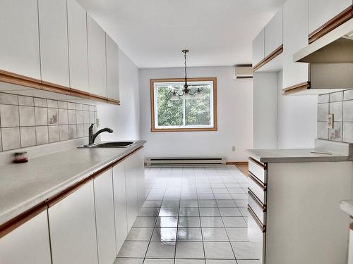 Kitchen - 302-6080 Rue Lise-Charbonneau, Longueuil (Saint-Hubert), QC - Indoor Photo Showing Kitchen