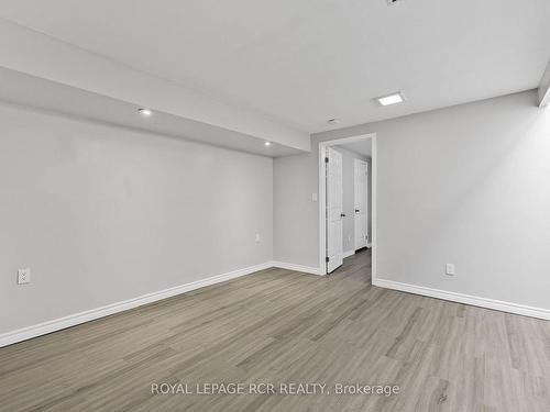 391 Kingston Rd, Toronto, ON - Indoor Photo Showing Other Room